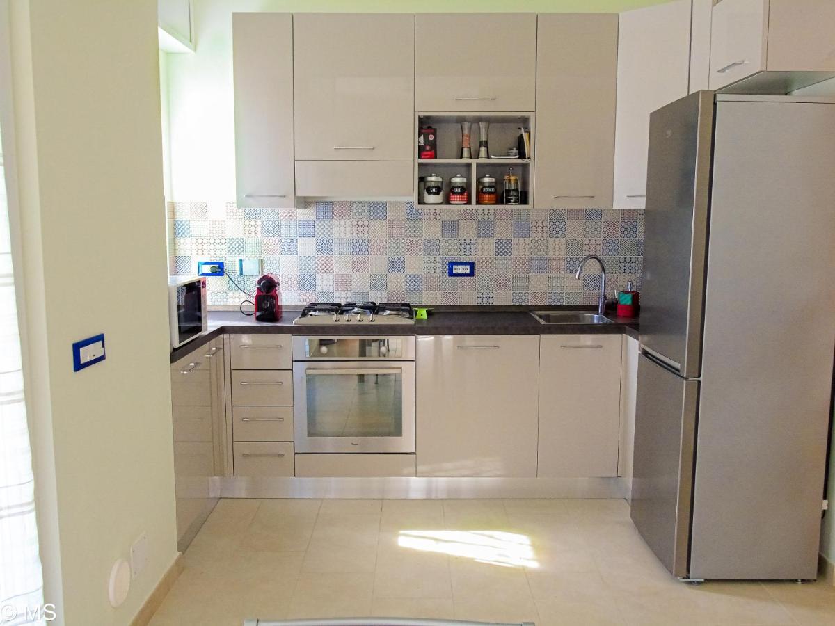 Pietra Home, Posto Auto, Ac ,Wifi, 150Mt Dal Mare Pietra Ligure Exterior foto