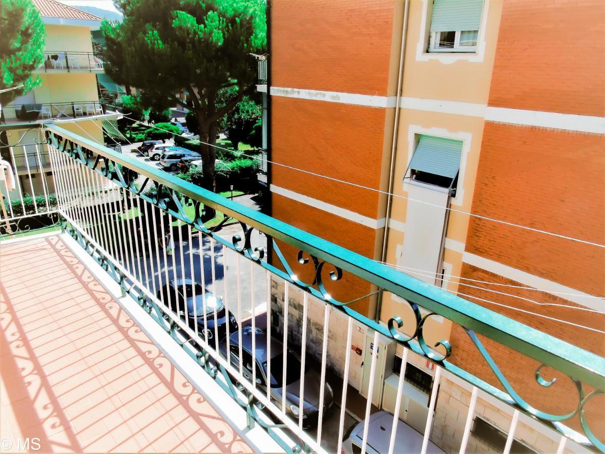 Pietra Home, Posto Auto, Ac ,Wifi, 150Mt Dal Mare Pietra Ligure Exterior foto